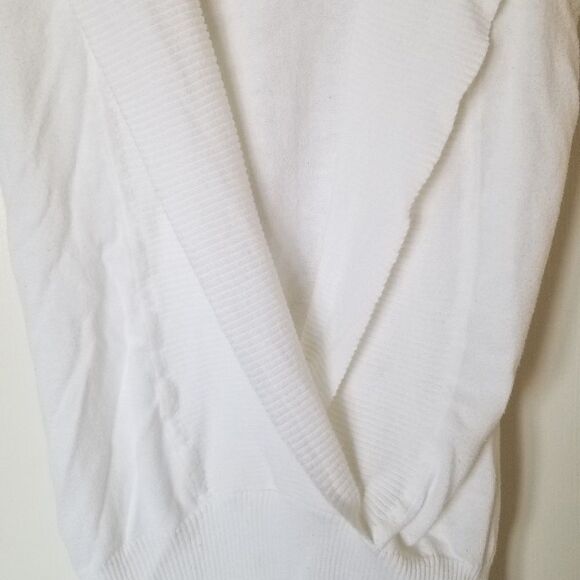 Wet Seal Tank Top - Picture 3 of 5